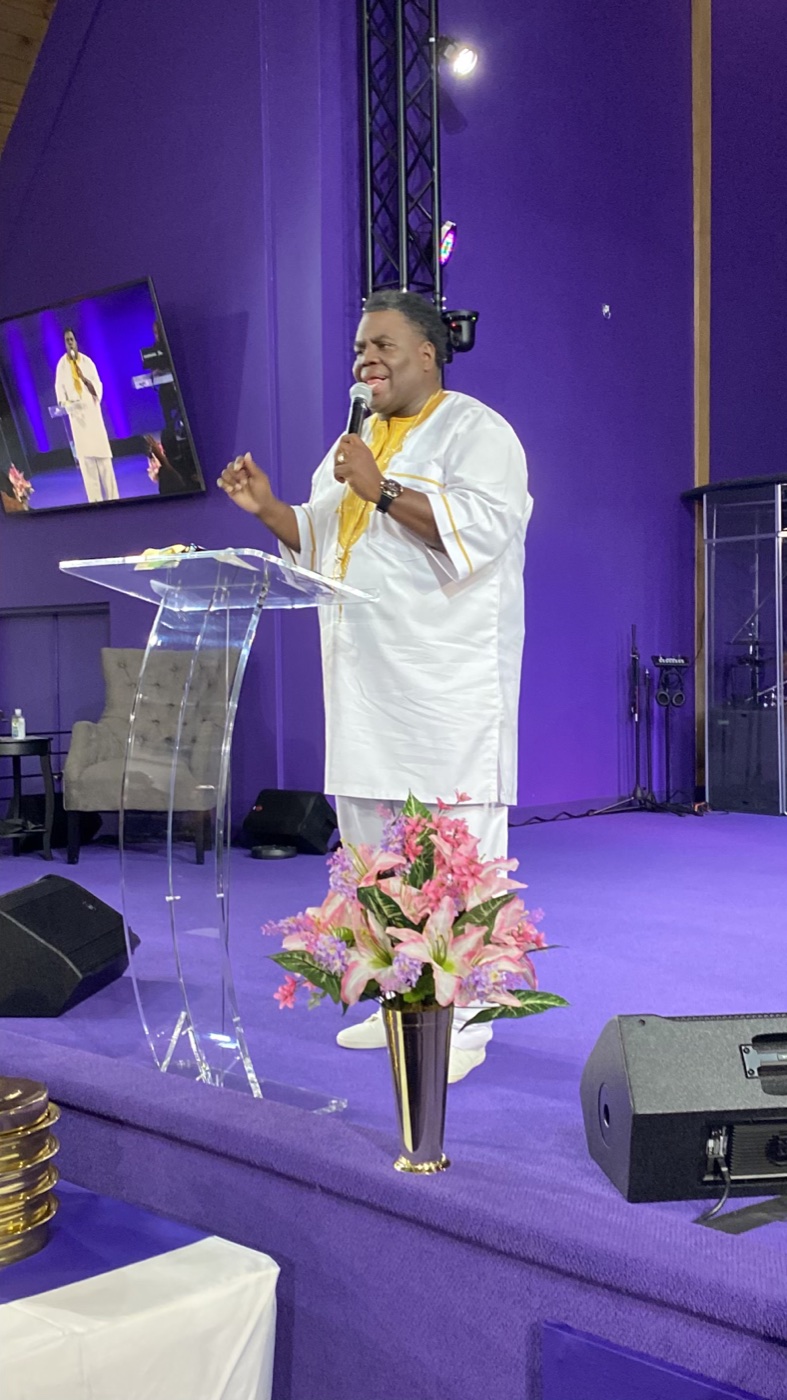 Bishop Damon A. Parran preaching at a church service